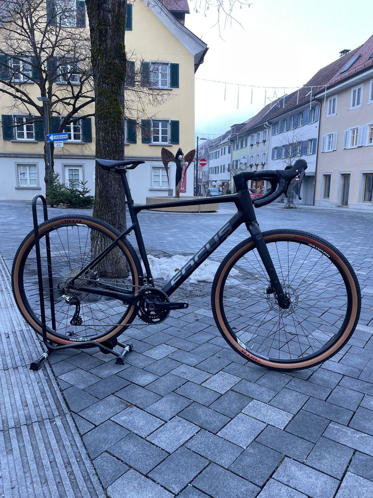 Used Focus ATLAS 8.7 2023 Road & Gravel, Black — image 1 of 3