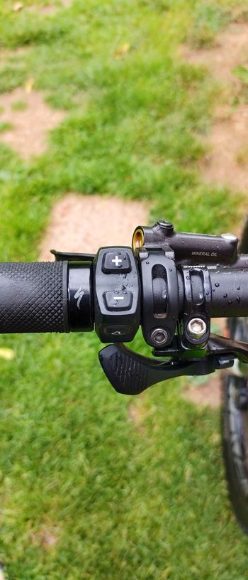 Used Specialized Turbo Levo 6 Fattie 2016 Mountainbike, Verde — image 6 of 7