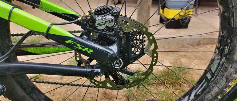 Used Specialized Turbo Levo 6 Fattie 2016 Mountainbike, Verde — image 2 of 7
