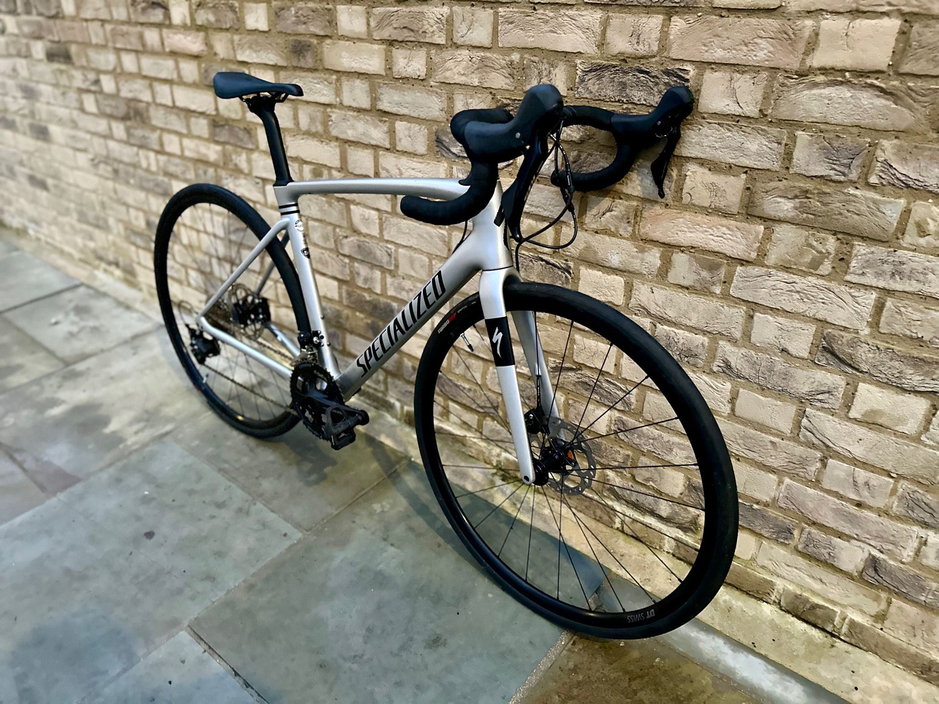 Specialized Roubaix Sport used in 56 cm buycycle