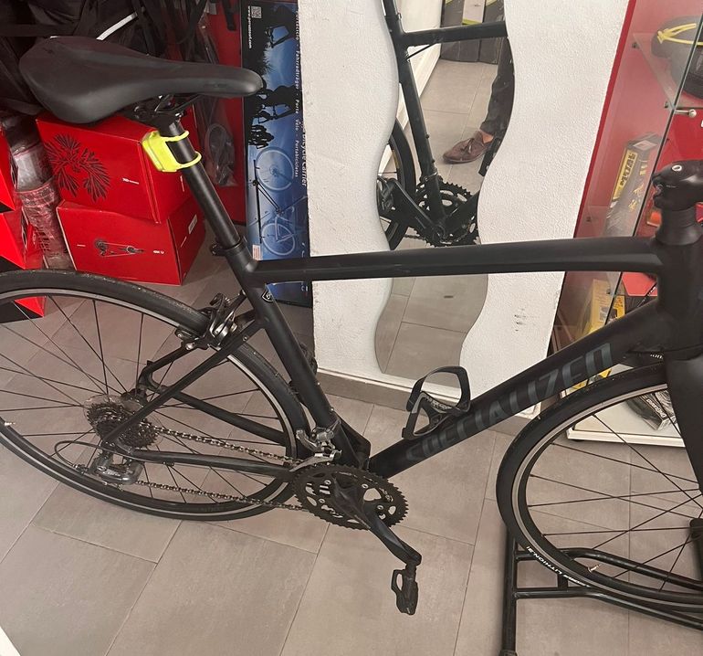 Used Specialized Allez 2020 Road & Gravel, Black — image 3 of 6