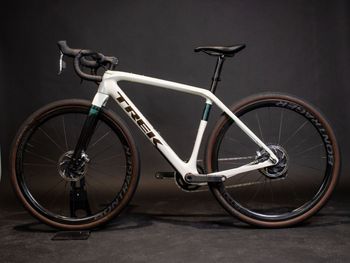 Used Trek Checkpoint SLR 9 eTap 2023 Road & Gravel — image 6 of 6