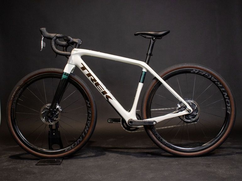 Used Trek Checkpoint SLR 9 eTap 2023 Road & Gravel — image 6 of 6