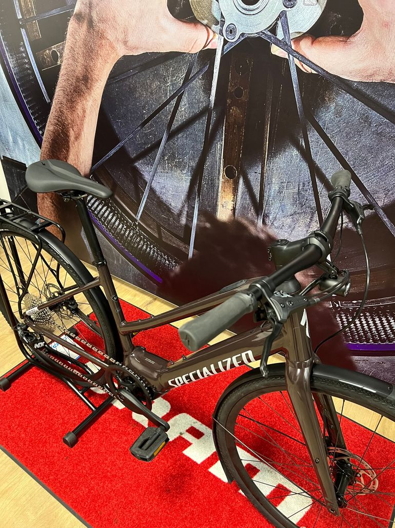 Used Specialized Turbo Vado SL 4.0 cadre bas Road & Gravel, Violett — image 6 of 6
