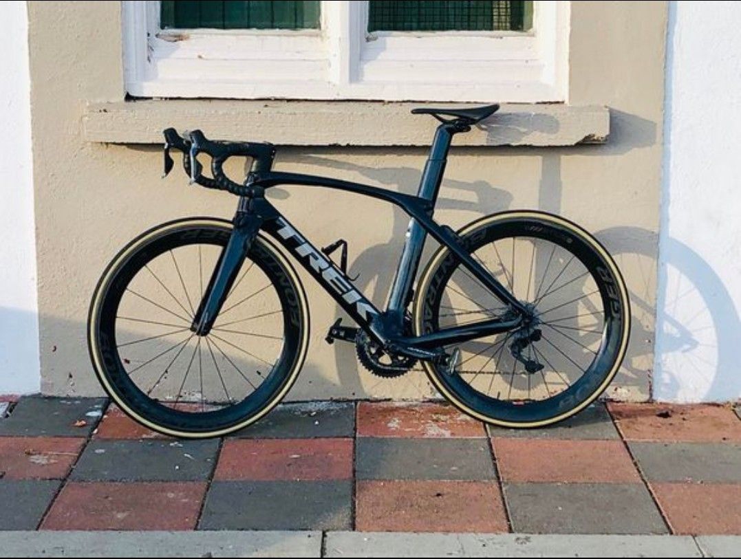 Trek Madone SLR 9 Disc used in M buycycle