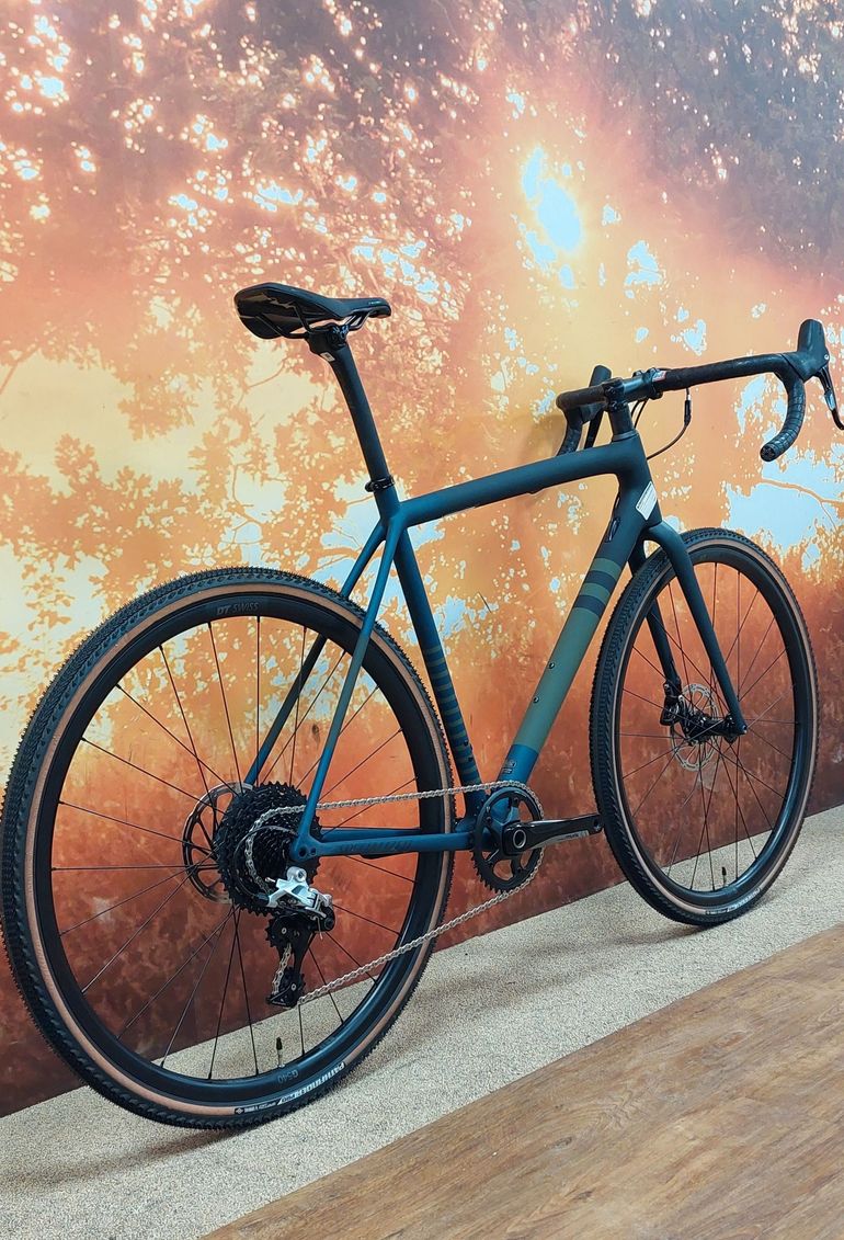 Used Specialized Crux Comp 2022 Road & Gravel, Red — image 6 of 10