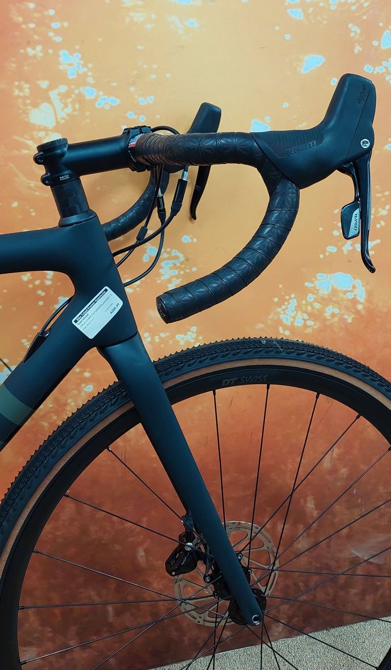Used Specialized Crux Comp 2022 Road & Gravel, Red — image 8 of 10