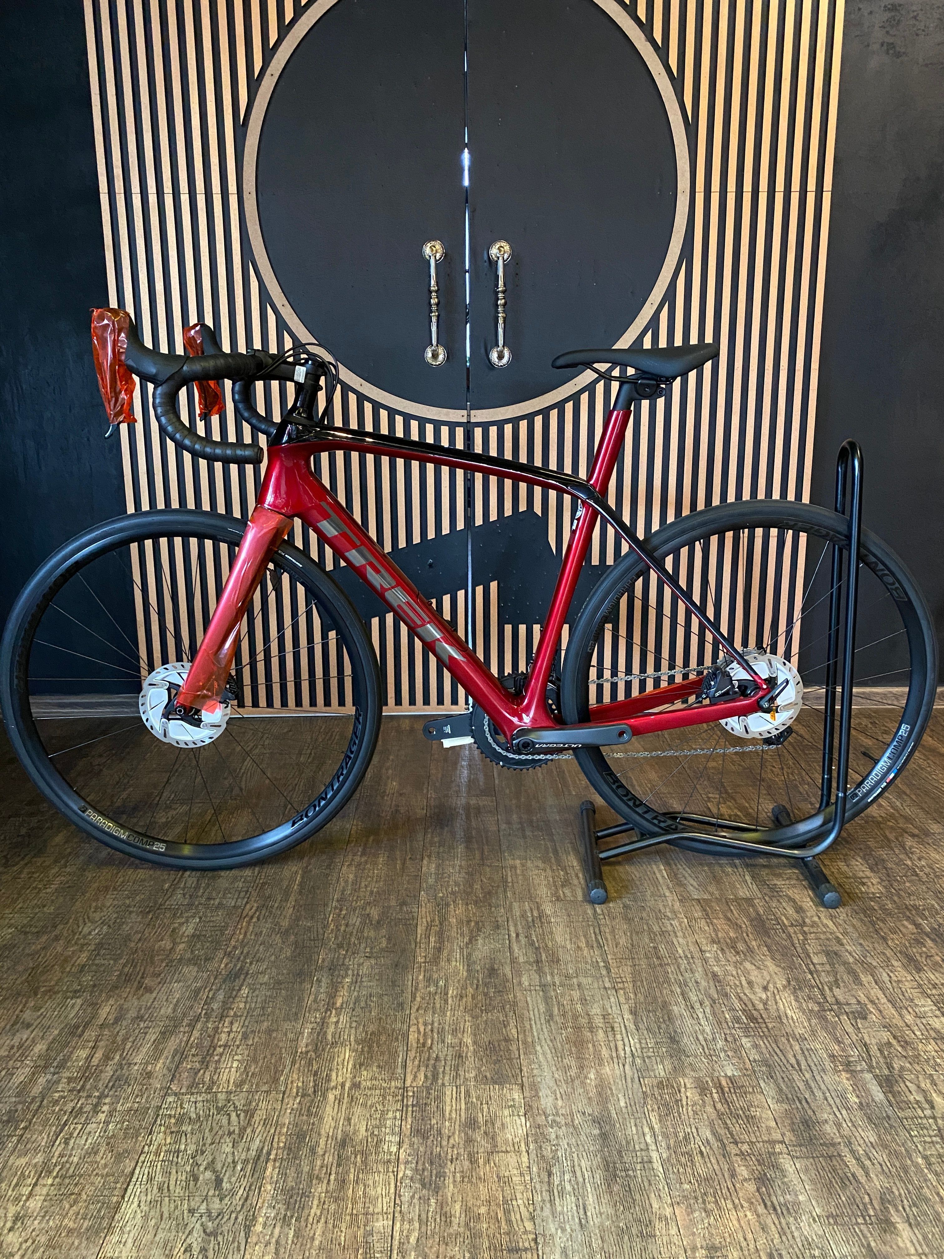 Trek domane 6.2 store disc