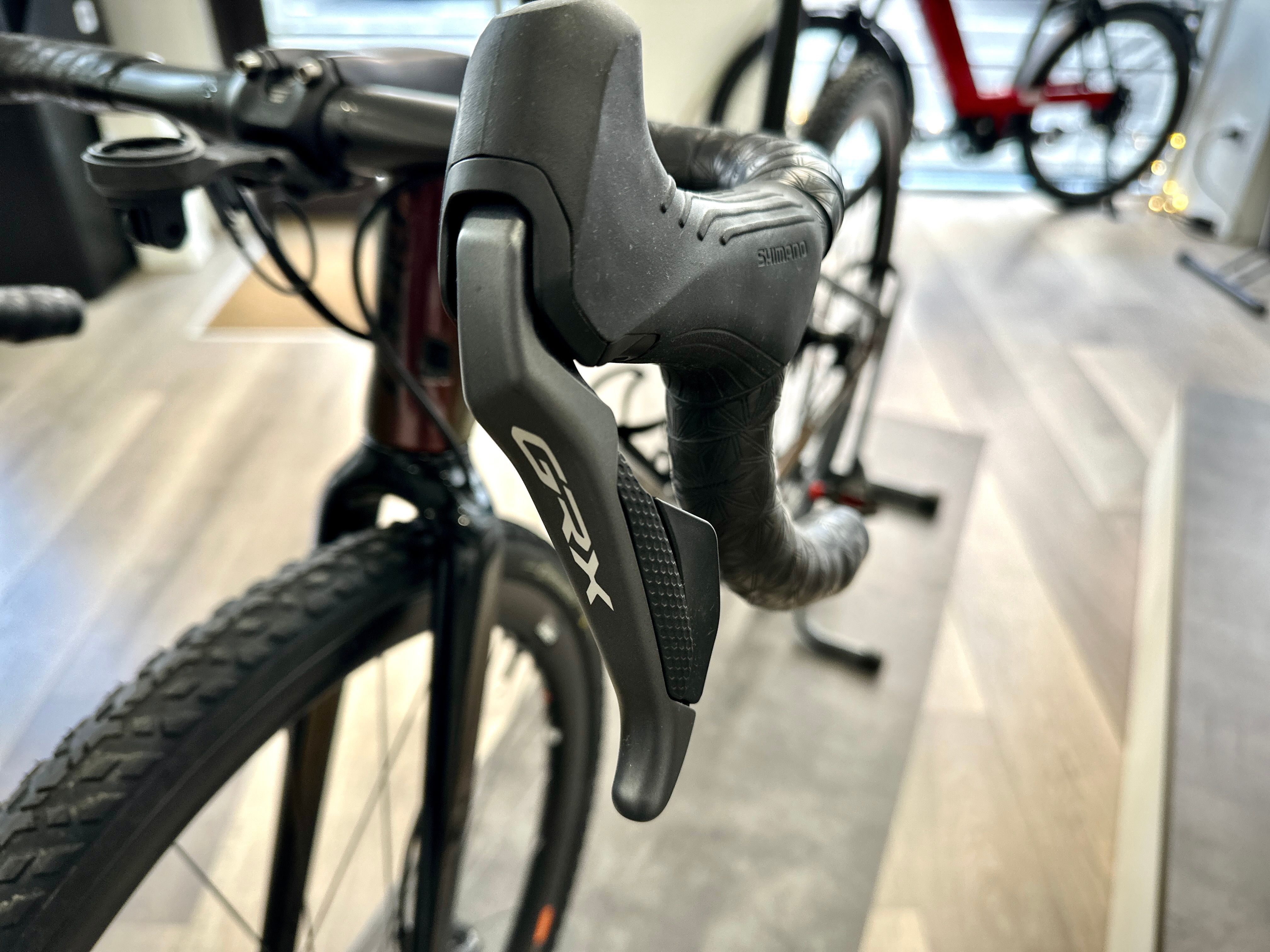 Giant revolt hot sale di2