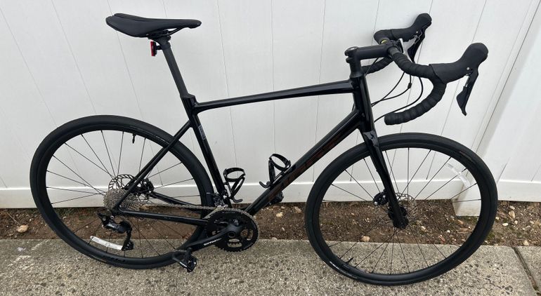 Used Giant Contend AR 1 2022 Road & Gravel — image 1 of 6