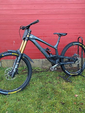 Yt downhill bike online for sale