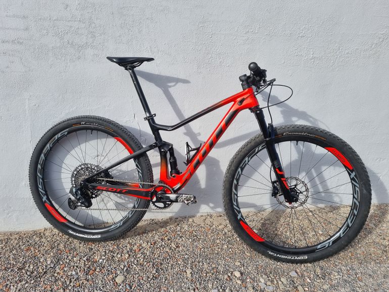 Bicicleta scott spark rc 900 team red hot sale