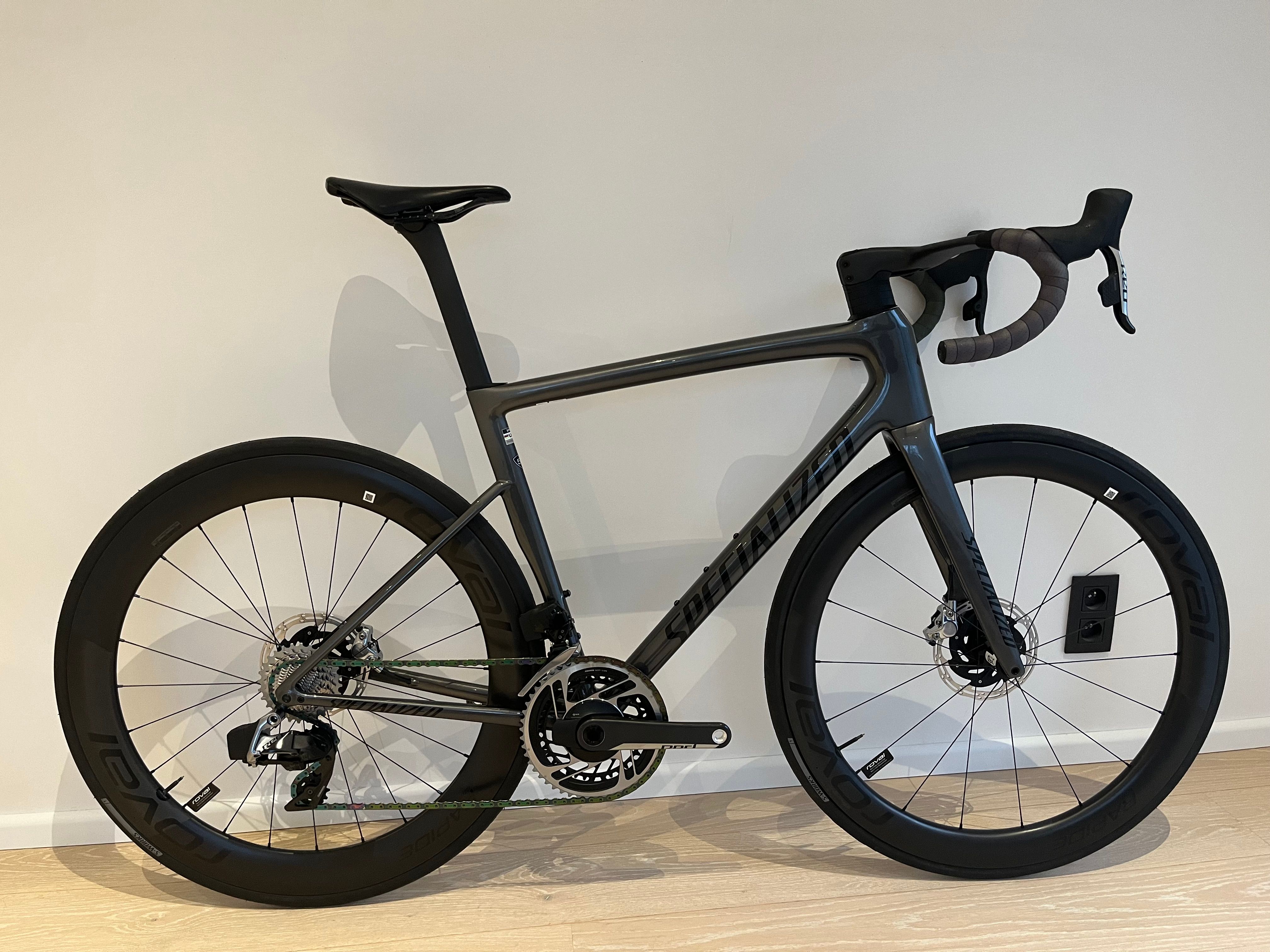 Specialized Tarmac SL8 SRAM Red AXS Etap + Power Meter used in 56 cm buycycle