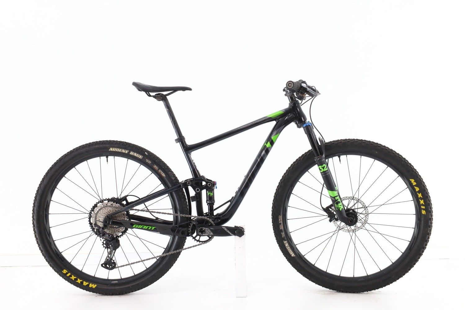 Achetez un v lo d occasion Giant Anthem 2 XT en M buycycle