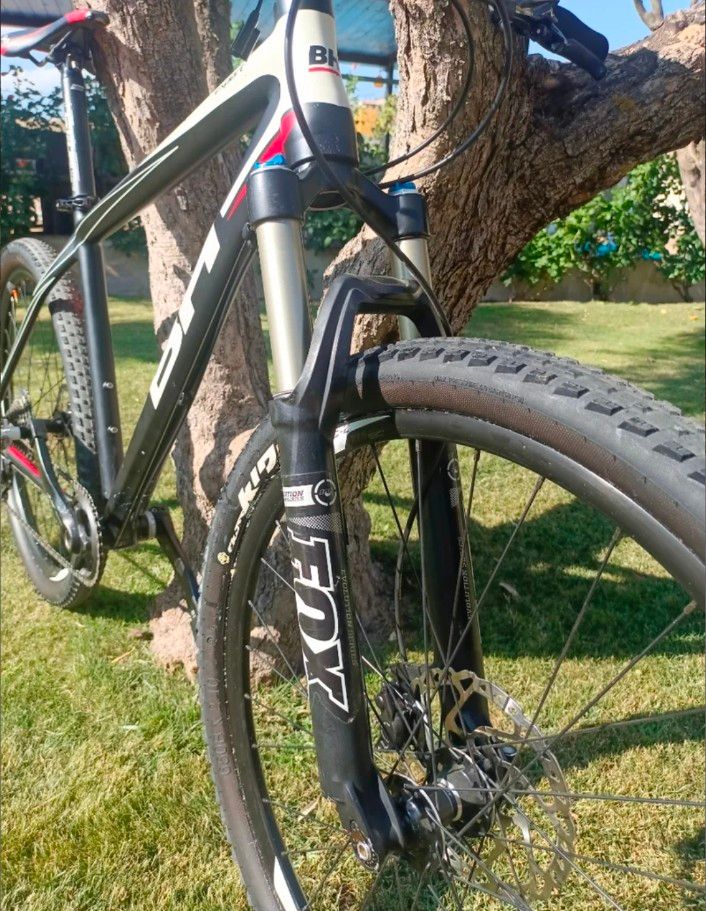 Bicicleta bh expert outlet 27.5