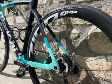Brugt Bianchi Oltre Shimano Ultegra Di2 2023 Road & Gravel — billede 4 af 8