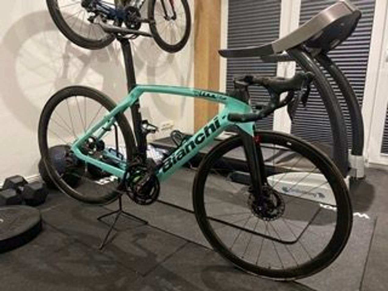 Bianchi oltre xr4 cv ultegra discount di2 compact disc road bike 2019