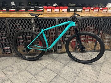 Used Specialized Epic HT 2023 Mountainbike, Blue — image 1 of 3