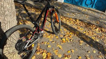 Used Intense SNIPER T Elite 2022 Mountainbike, Black — image 4 of 4