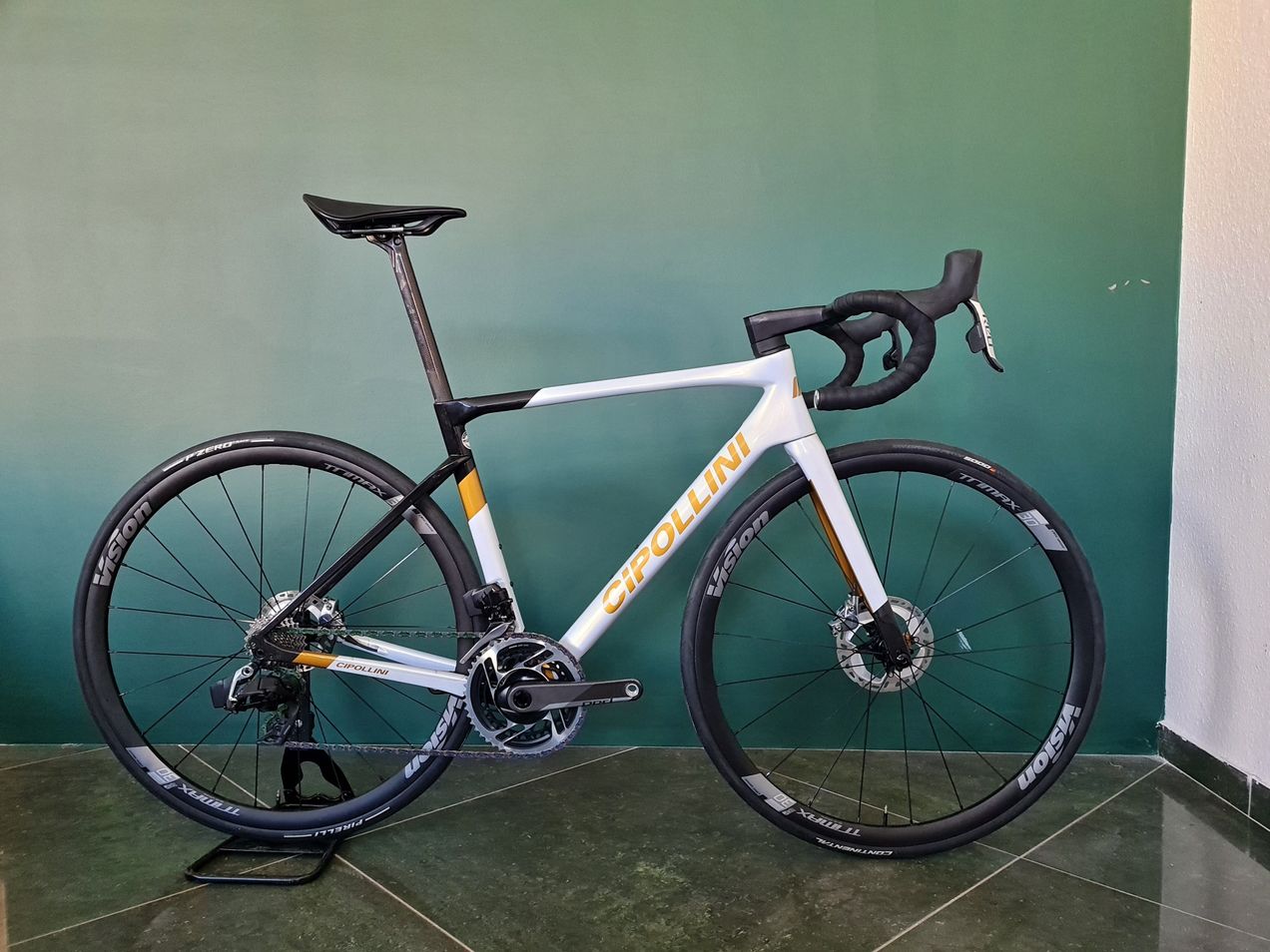 Cipollini Dolomia used in 54 cm buycycle