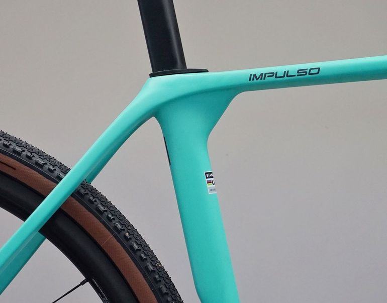 Used Bianchi Impulso Pro GRX 820 2024 Road & Gravel, Green — image 3 of 11