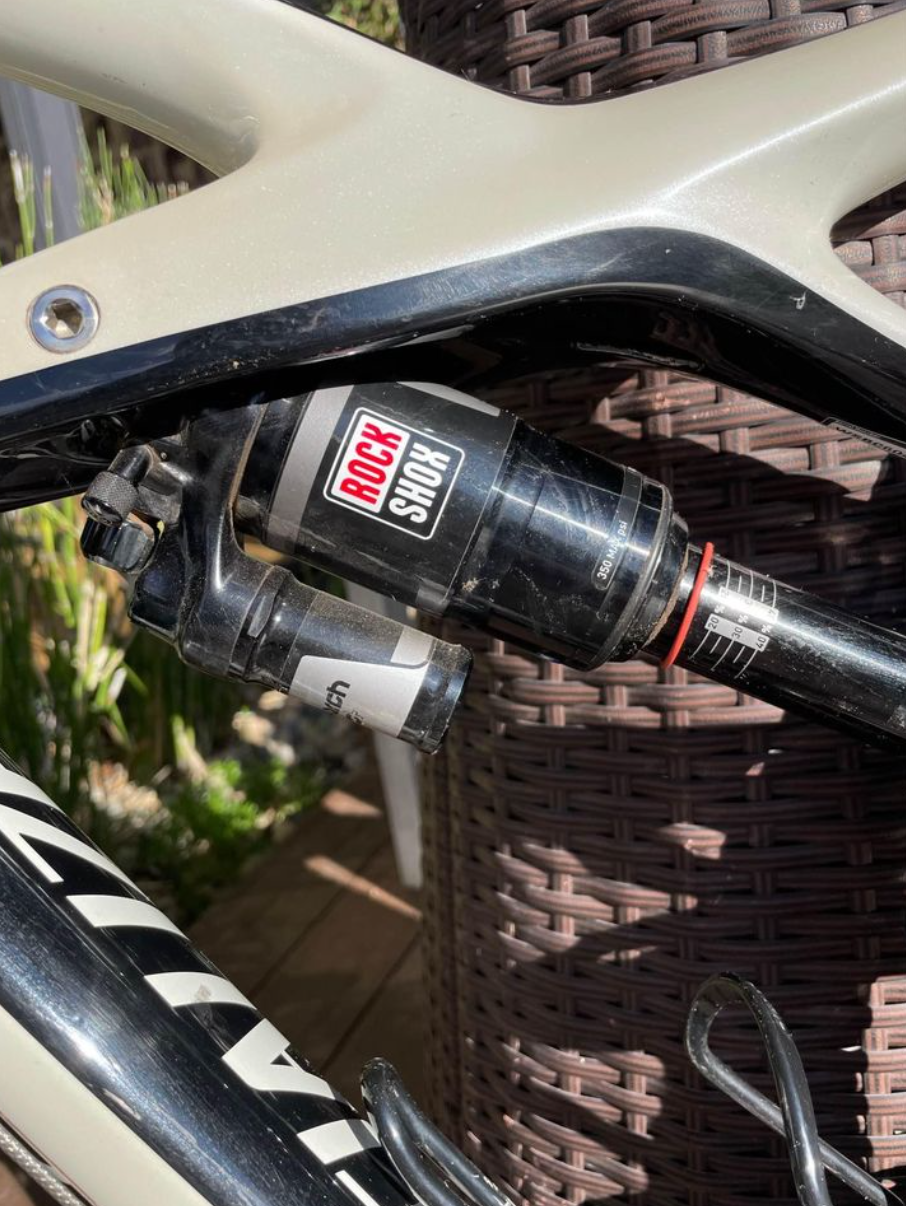 Rockshox monarch plus rc3 best sale specialized enduro