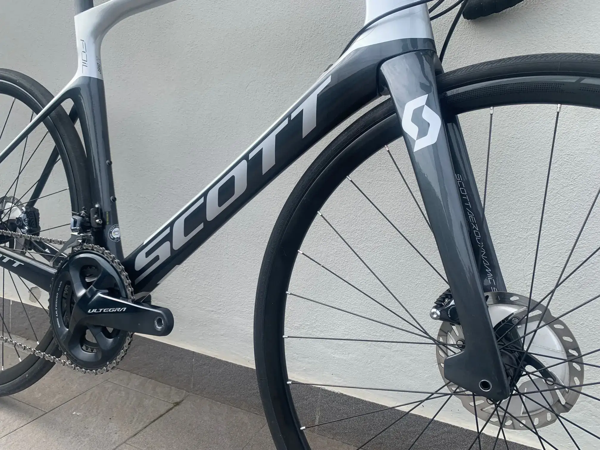 Scott foil 20 disc road sale bike 2019