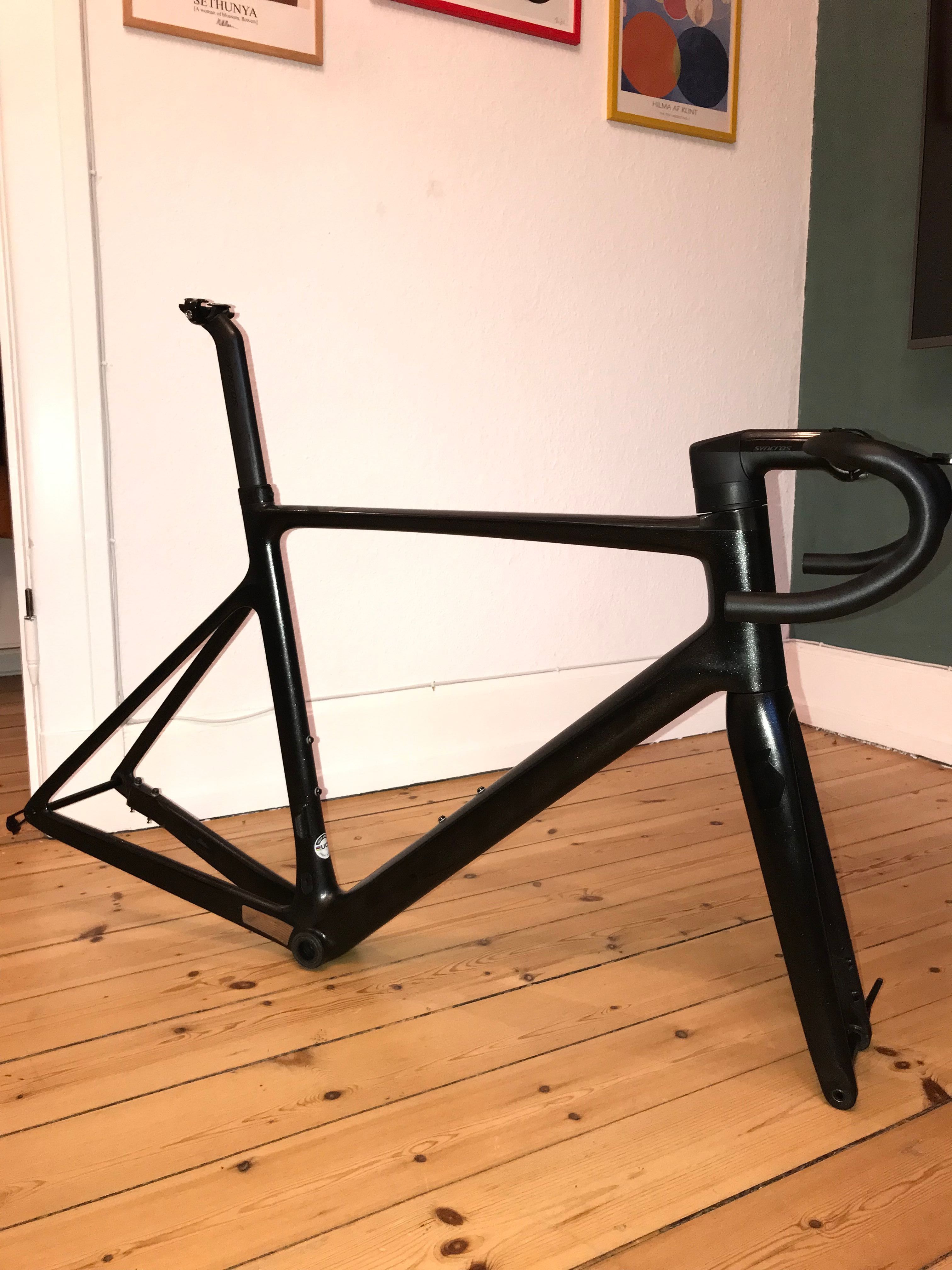 Carbon disc best sale frameset