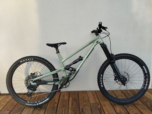 Commencal clash best sale origin