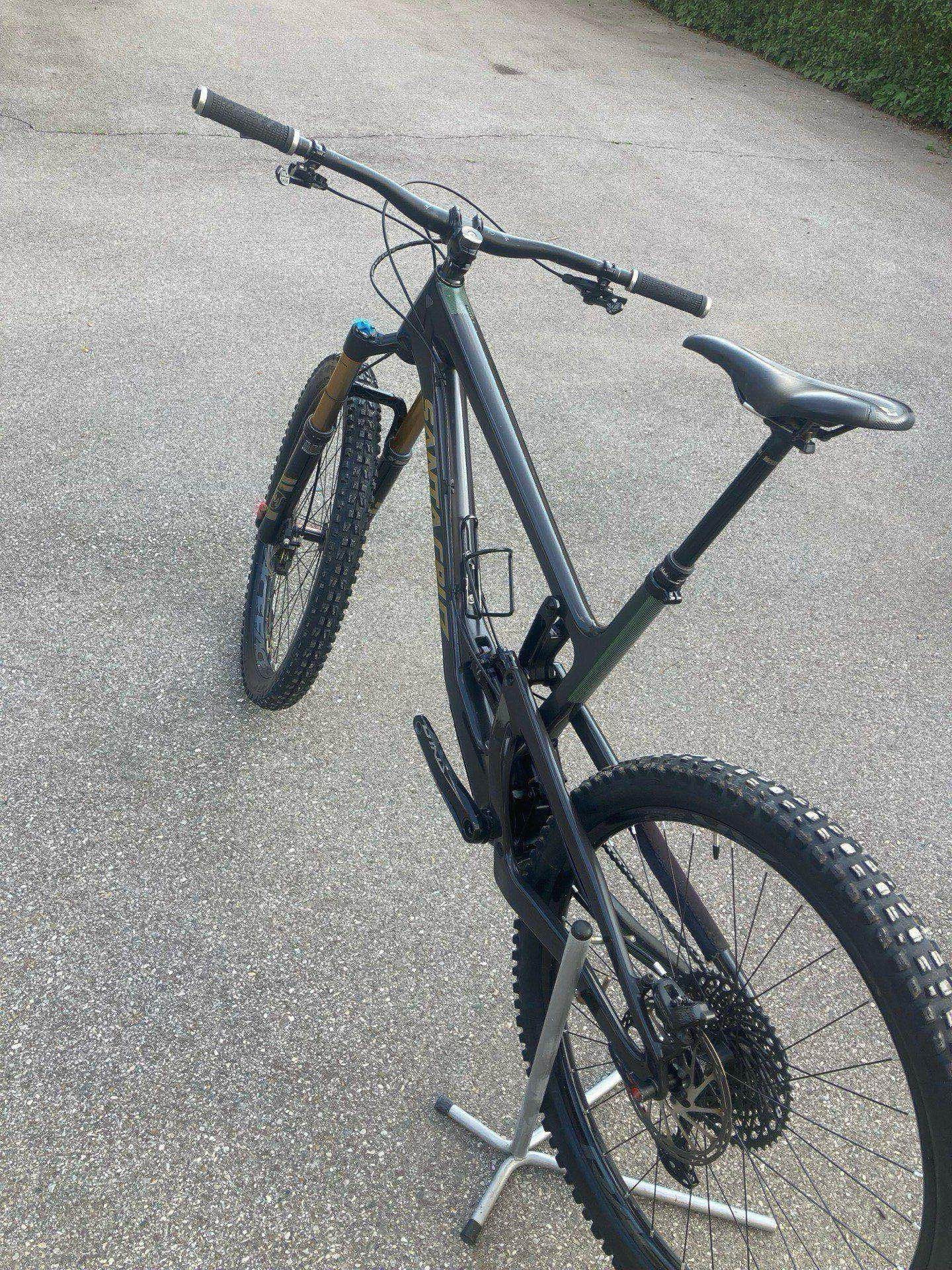 Santa Cruz Nomad X01 Carbon CC 27.5 used in XL buycycle