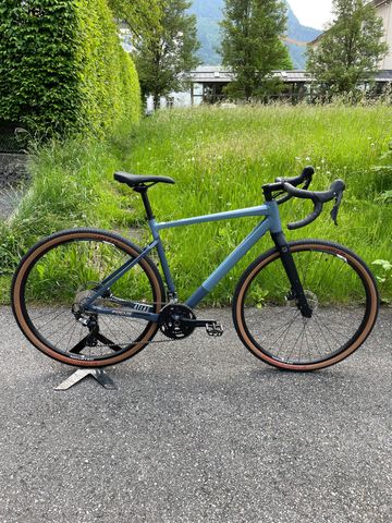 Tweedehands Focus ATLAS 6.8 2022 Road & Gravel — afbeelding 1 van 3