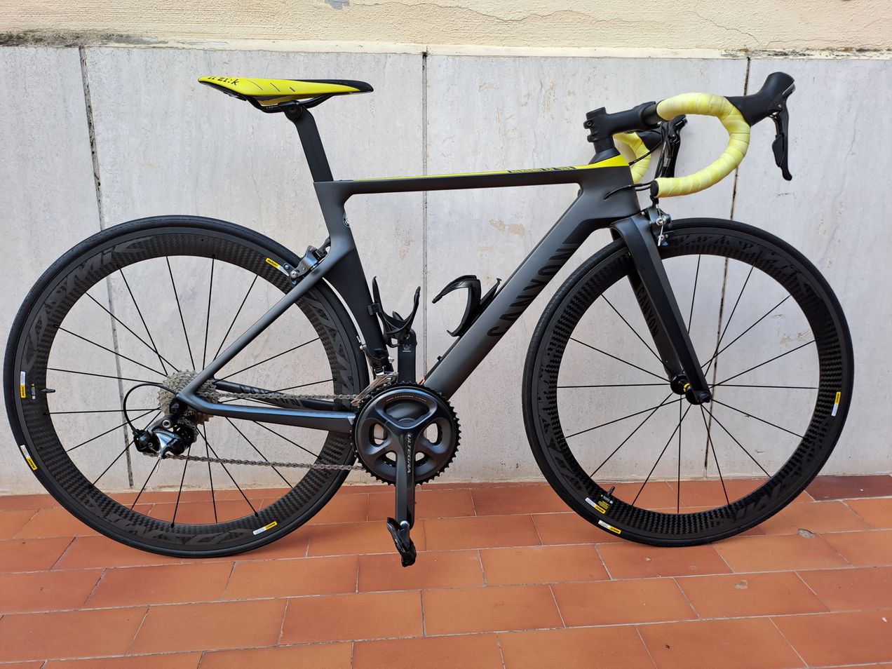 Canyon aeroad best sale cf slx 7.0