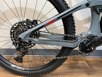 Used Transition Spire Carbon GX Code 2023 Mountainbike, Light Gray, 29 — image 3 of 5
