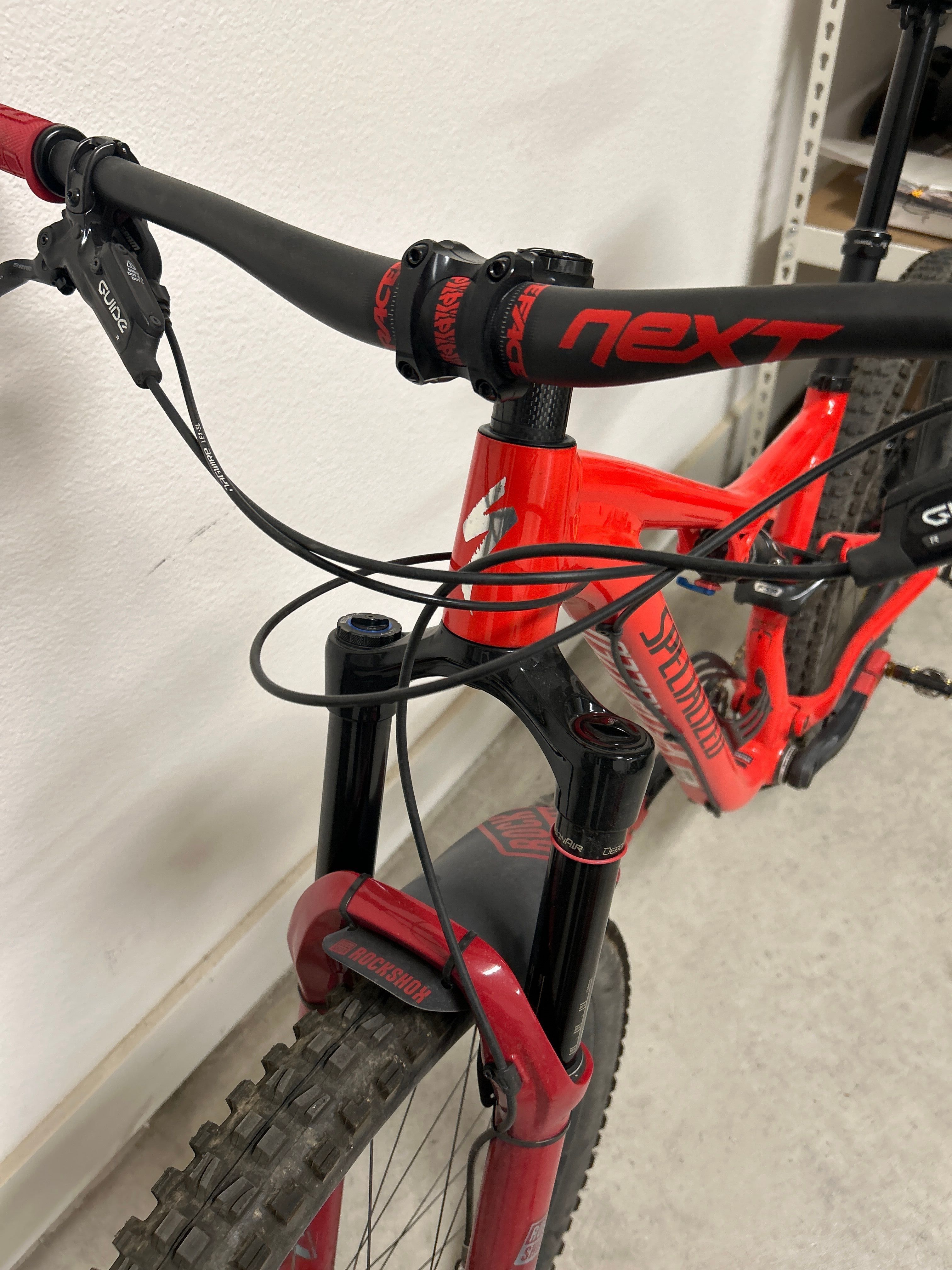 Trek remedy best sale vs stumpjumper