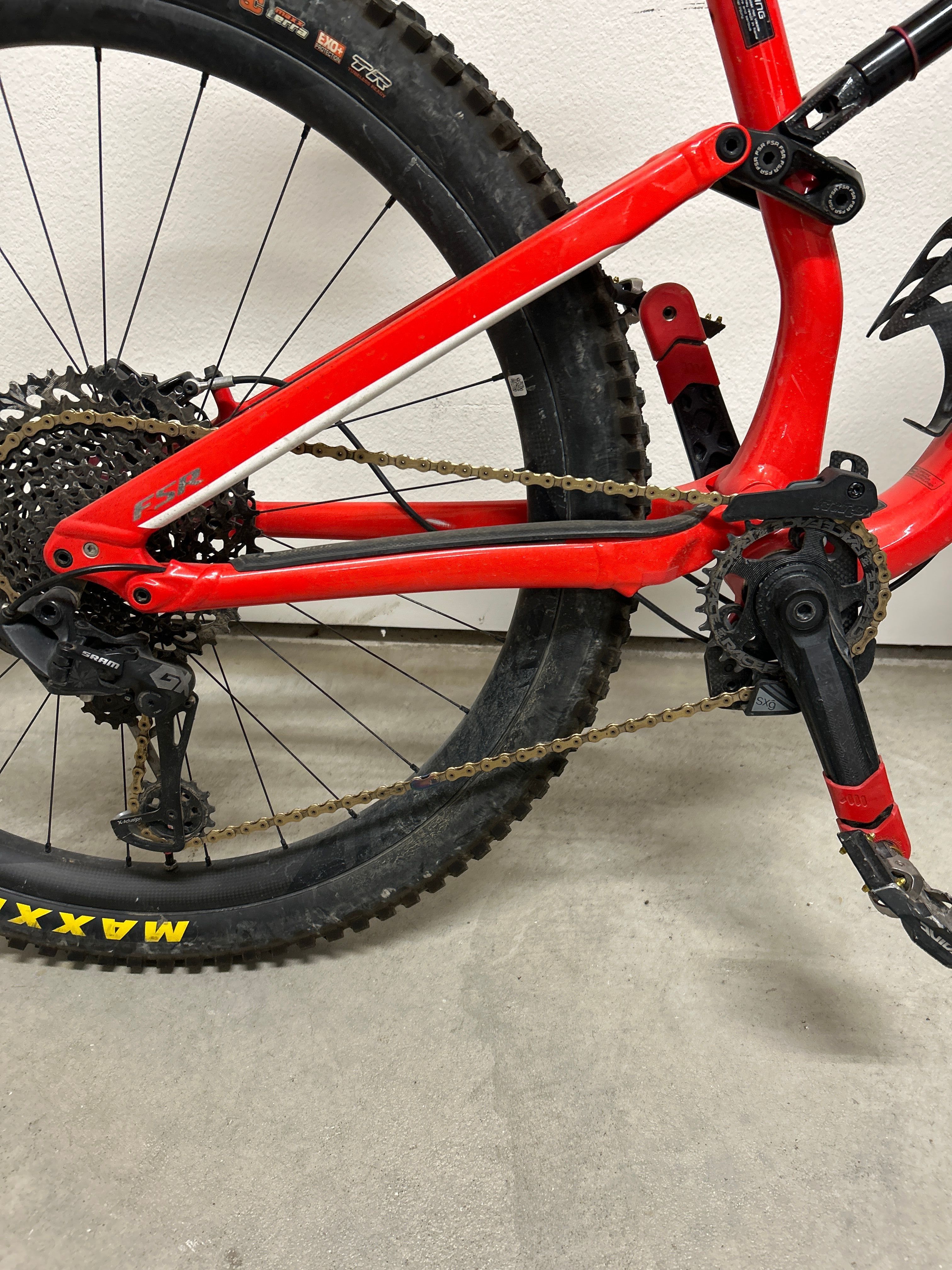 Specialized stumpjumper fsr comp best sale 29 2017