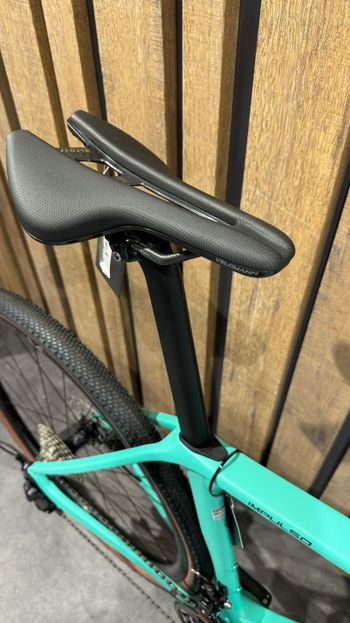 Used Bianchi Impulso Pro 2024 Road & Gravel, Green — image 7 of 11