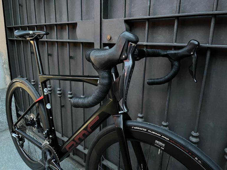 Used BMC Roadmachine 01 FOUR 2020 Road & Gravel, Black — image 6 of 15
