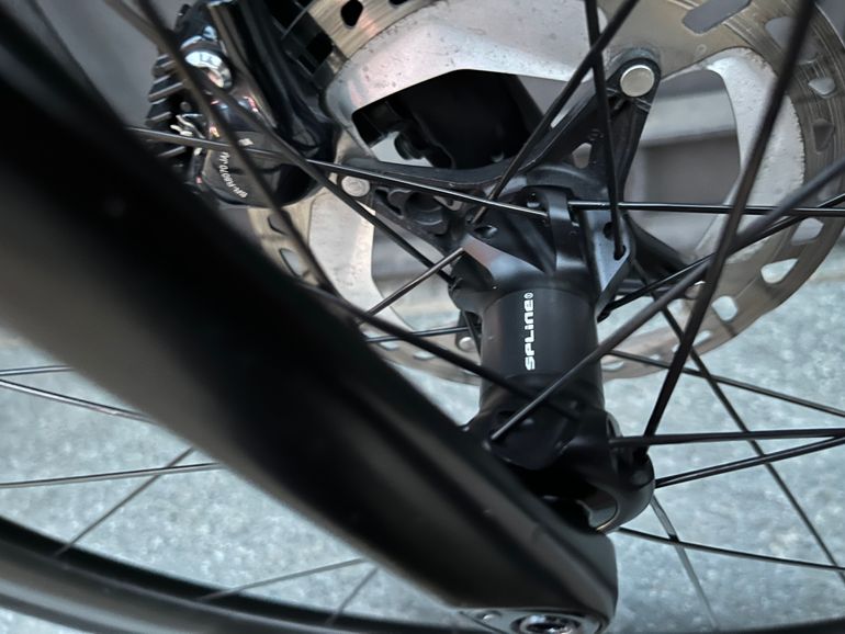 Used BMC Roadmachine 01 FOUR 2020 Road & Gravel, Black — image 12 of 15