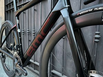 Used BMC Roadmachine 01 FOUR 2020 Road & Gravel, Black — image 8 of 15