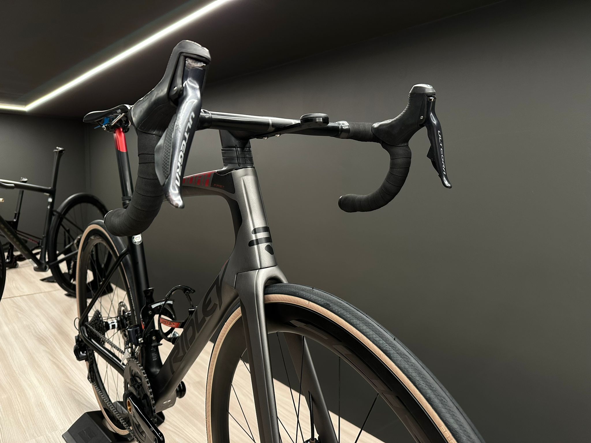 Ridley noah fast ultegra store di2 road bike 2020