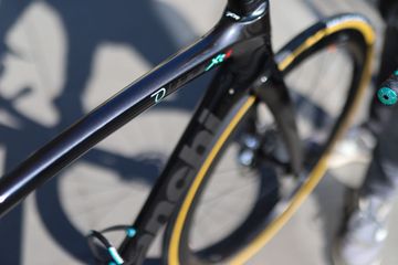 Käytetty Bianchi Oltre XR4 Disc 2021 Road & Gravel — kuva 3 / 10