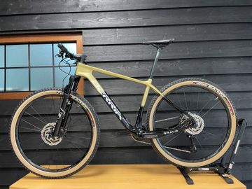 Berria BRAVO 6 2022 Mountainbike d'occasion — image 5 sur 6