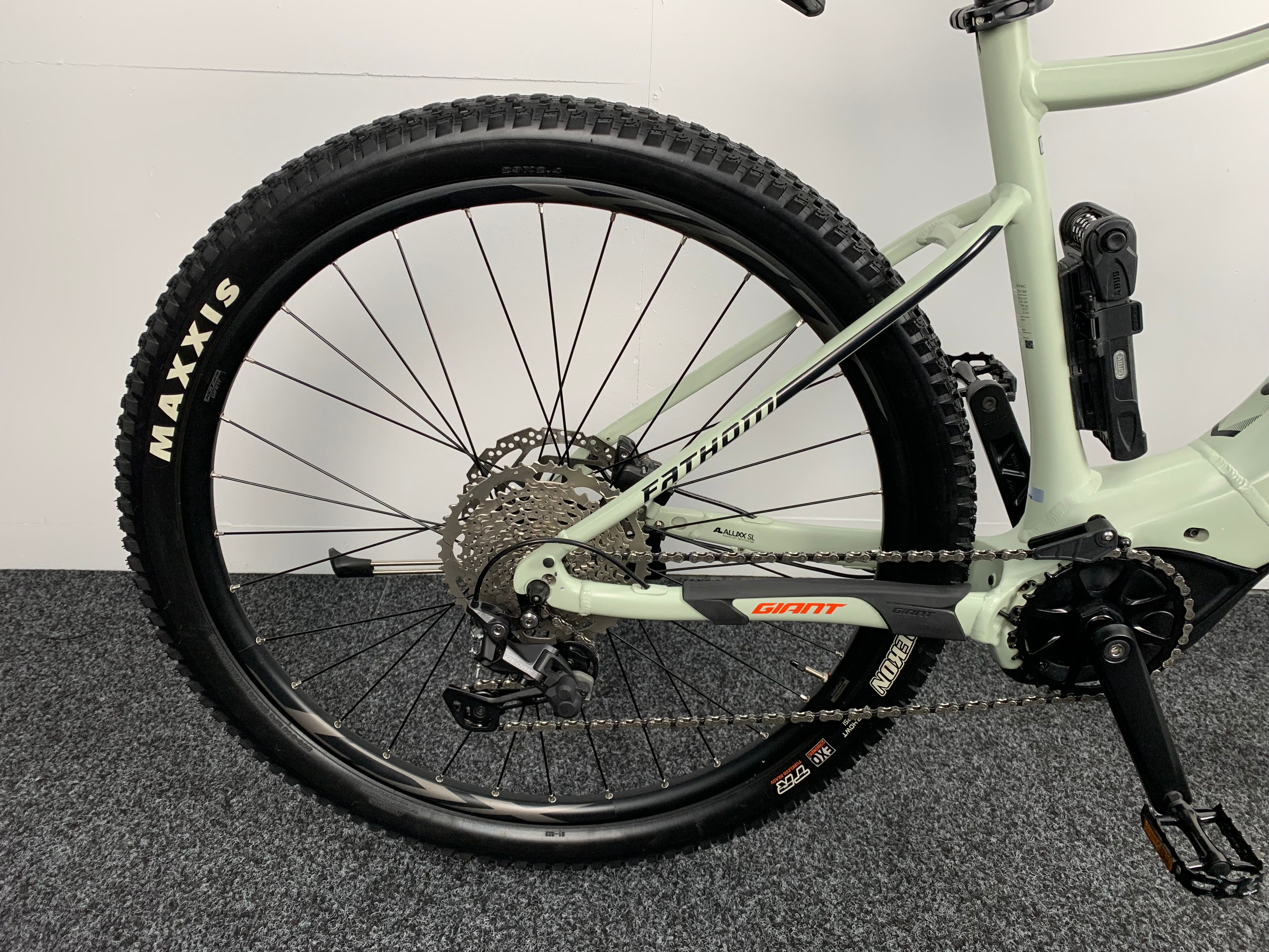 Giant fathom e+ clearance 2 pro 2020