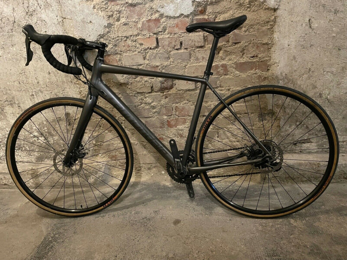 Cannondale Synapse Disc 105 SE utilizado en 56 cm buycycle