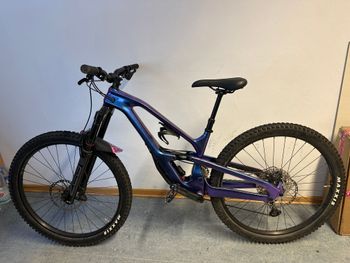 Used Cannondale Jekyll 2 2022 Mountainbike, Purple — image 2 of 3