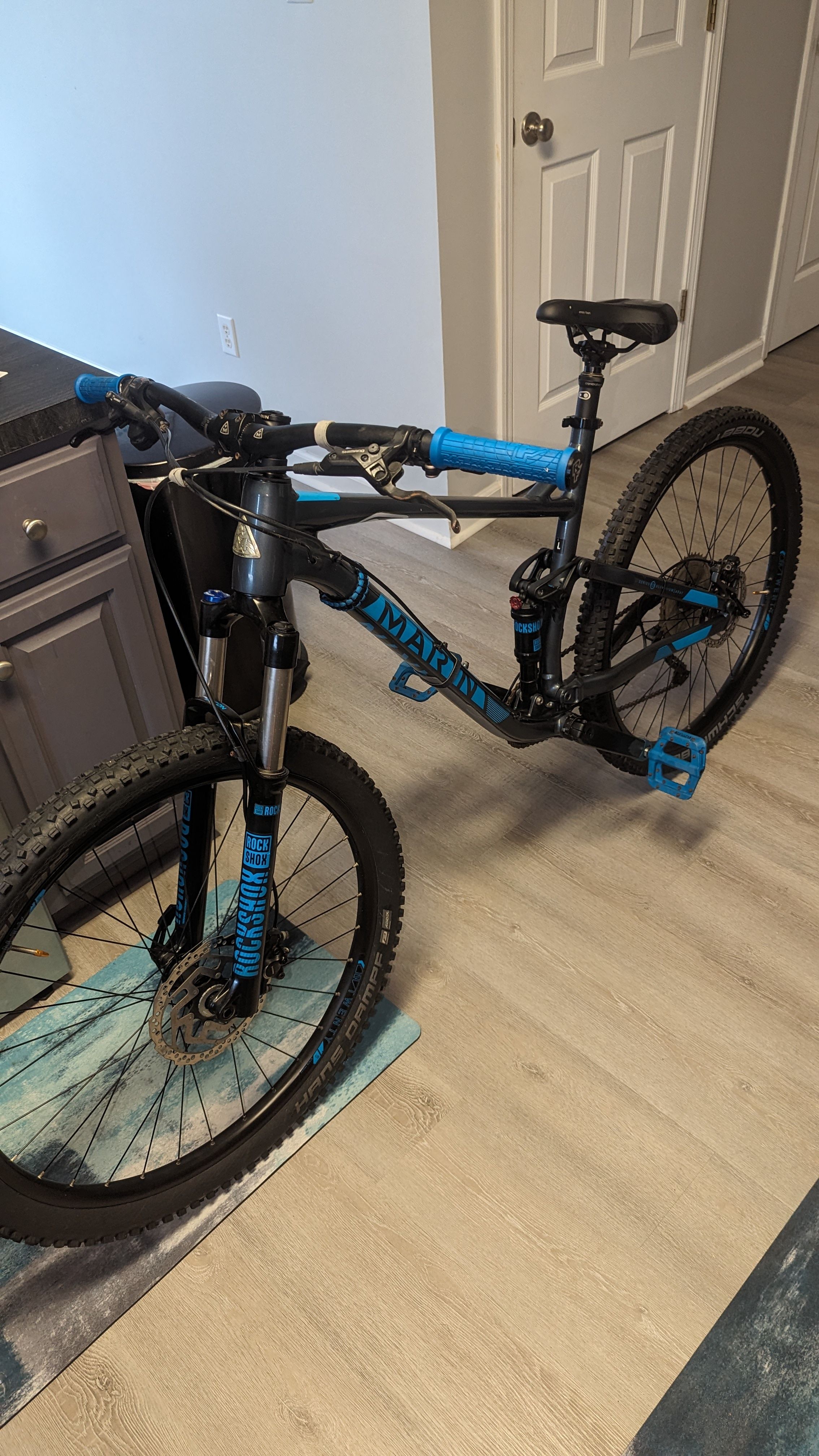 2019 marin cheap hawk hill 1