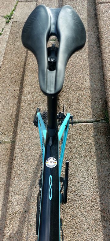 Używany Bianchi Infinito XE Rival AXS 2022 Road & Gravel — zdjęcie 10 z 12