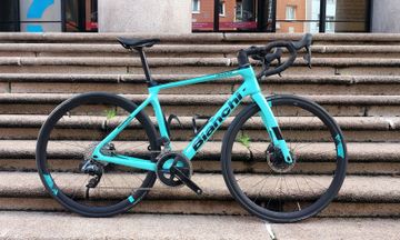 Brugt Bianchi Infinito XE Rival AXS 2022 Road & Gravel