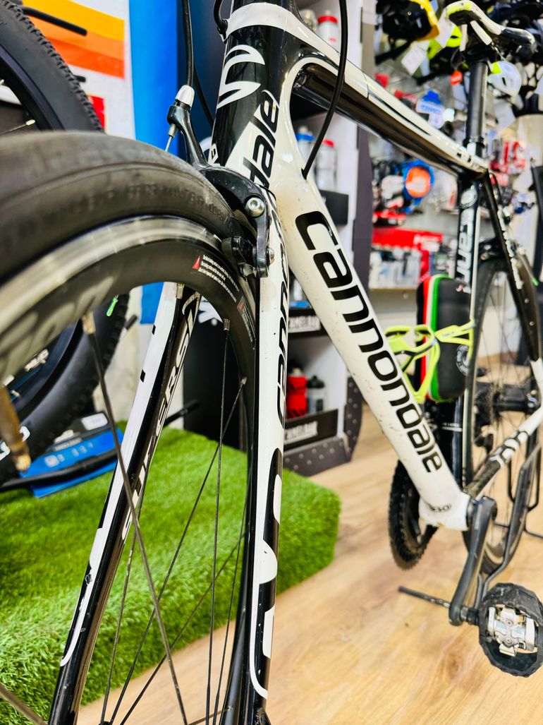 Used Cannondale Supersix EVO SST 2018 Road & Gravel, Weiß — image 4 of 7