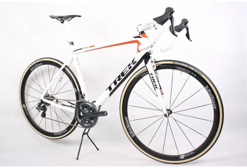 Used Trek Madone 7 Series H1 2013 Road & Gravel, White — image 2 of 8